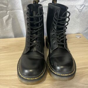Dr Martens Air Ware “the original”  Size 7